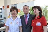 Шефове на Shell България обслужват днес клиенти на бензиностанциите